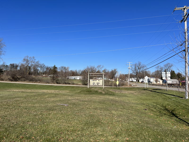 Stockbridge Bowl & Sparty Victors Bar & Grill - November 2022 (newer photo)